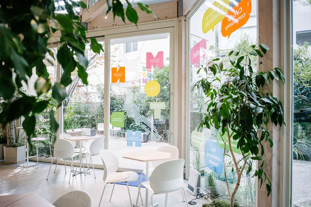 館内ラッピングの様子2