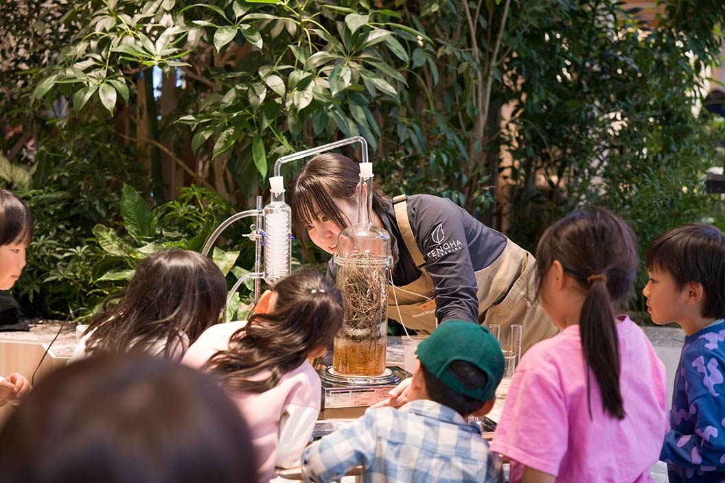 アロマ作りワークショップの様子1