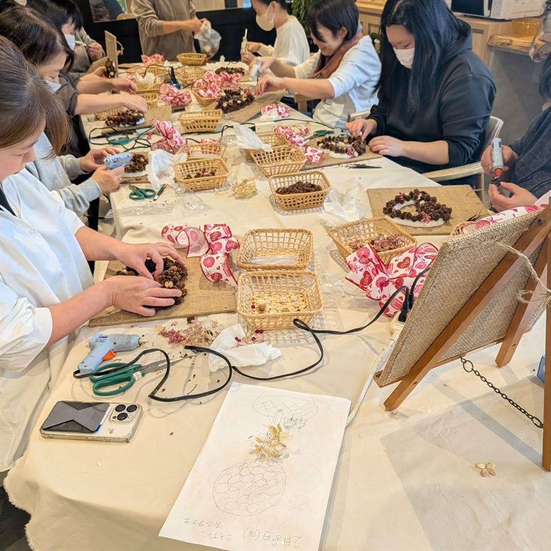 リース作りの様子1